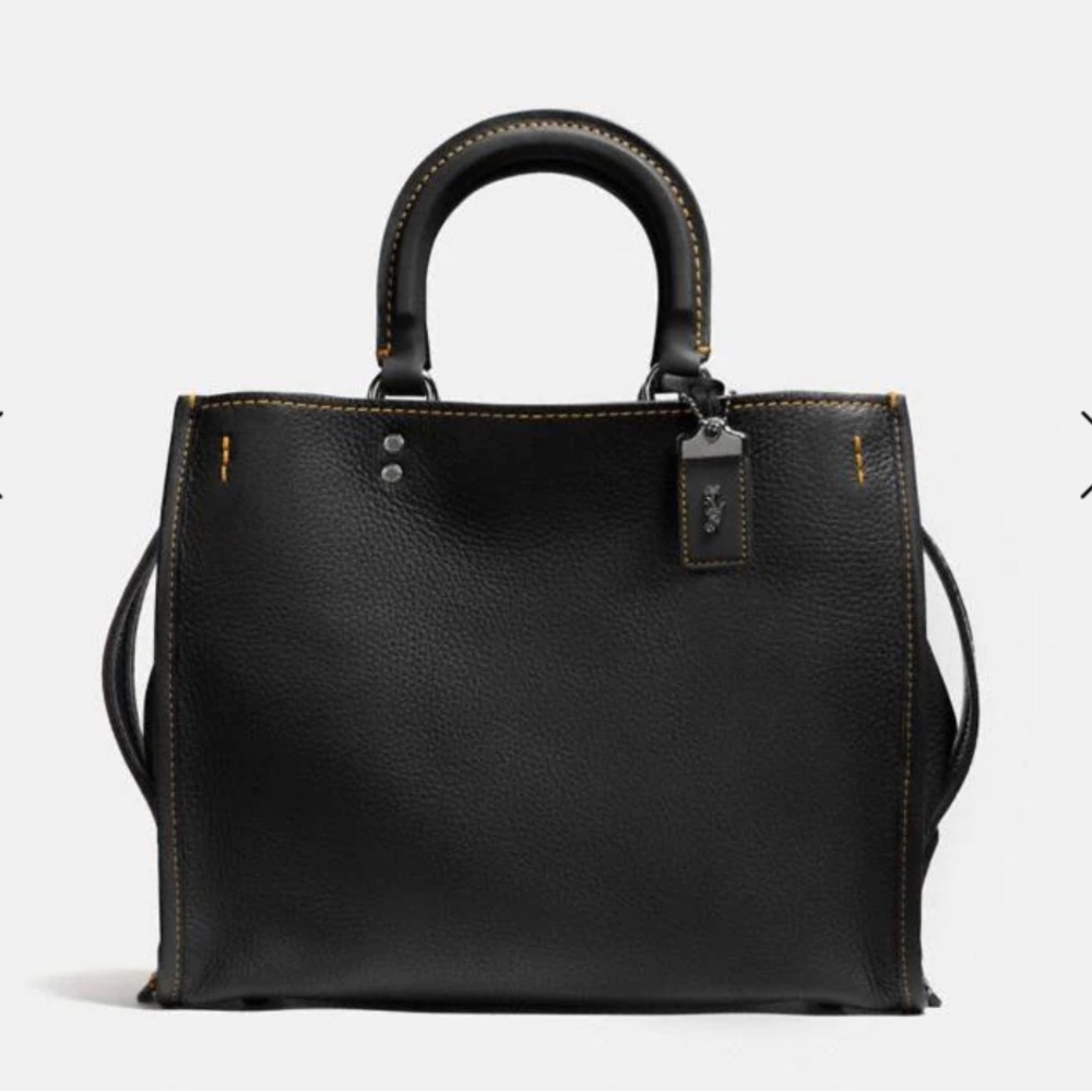 💯 SOLD 💯 Rare Coach Rogue 25